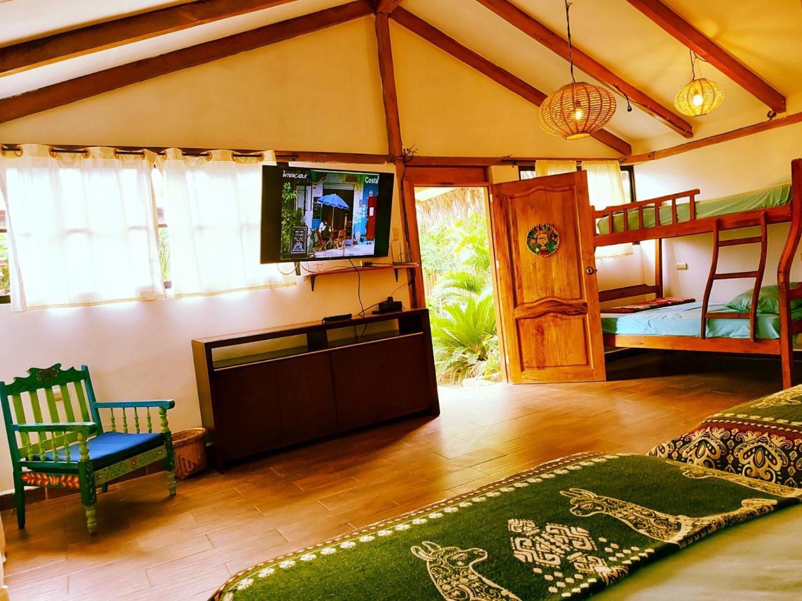 فندق Cafe Madame Puerto López المظهر الخارجي الصورة